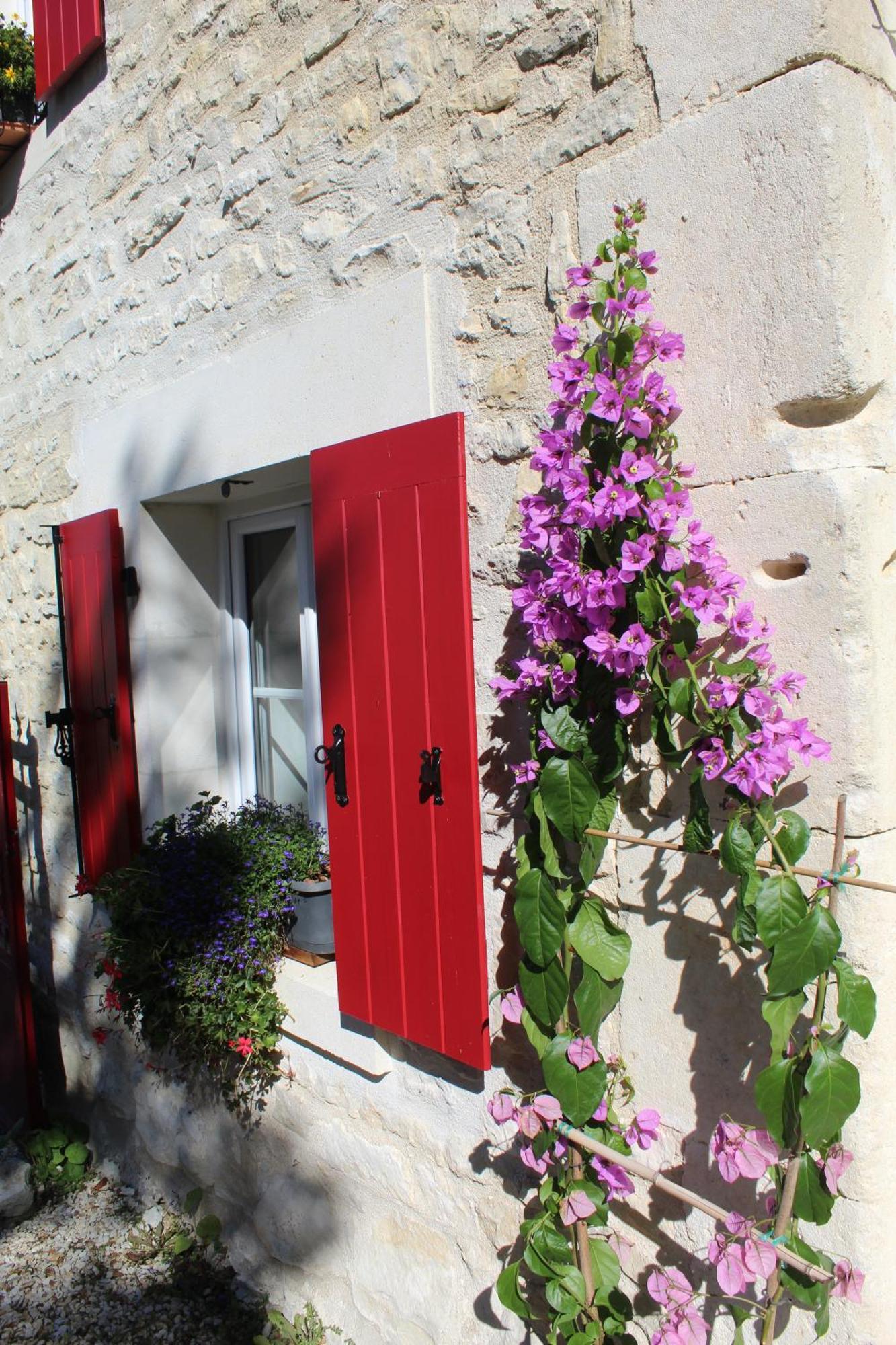 Bed and Breakfast La Douce Charentaise Merignac  Екстер'єр фото